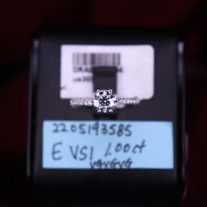 GIA證書產品 E色 , VS1淨度 , 1.00卡