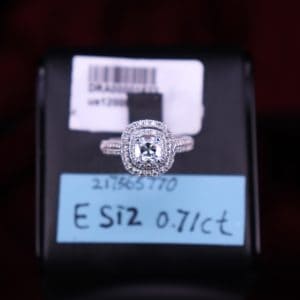 GIA證書產品 E色 , SI2淨度 , 0.71卡 2EX None