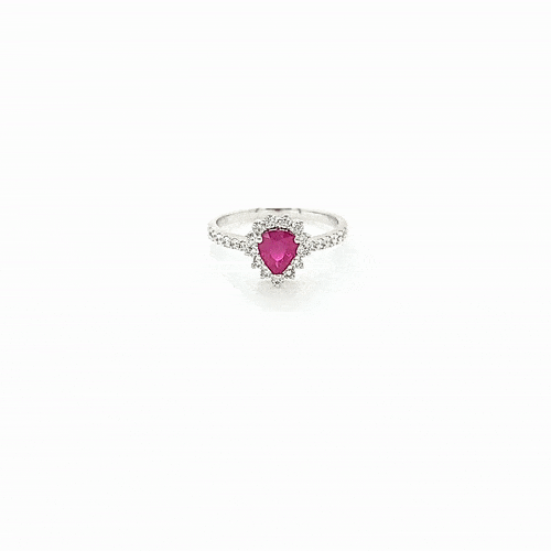 梨形紅寶石鑽石戒指