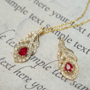羽毛紅寶石鑽石18k金頸鏈 Feature Ruby Diamond 18k Gold Necklace